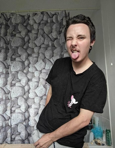 stxned and alxne art model image