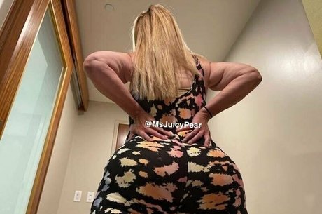 msjuicypear nudes actress pics