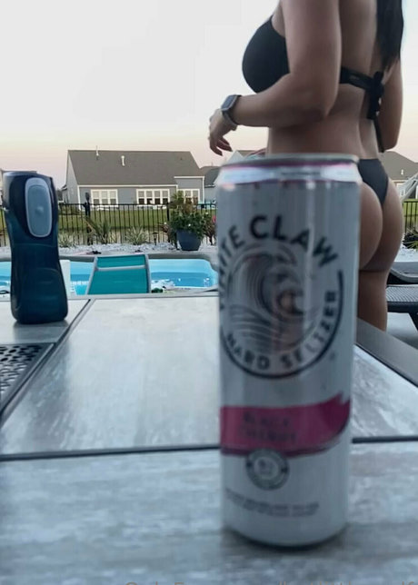 hotlittlemylf nudes star img