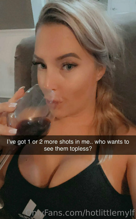 hotlittlemylf nude star pictures