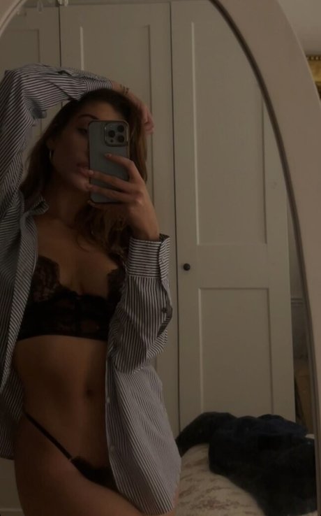 Leyla Sitki adult star gallery