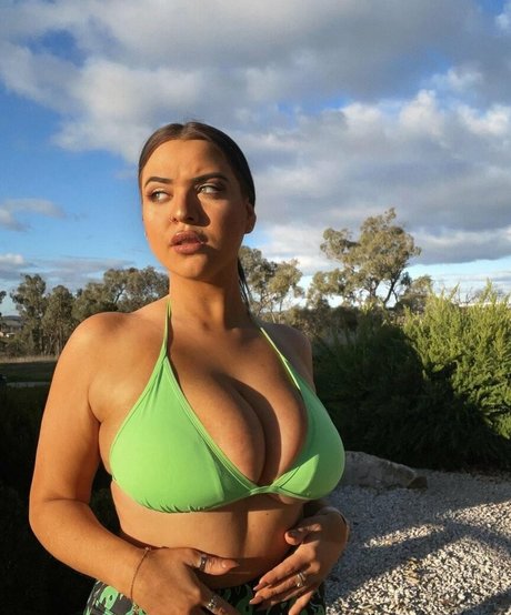 Elouise pornstar exclusive image