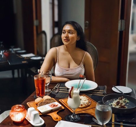 Nimesha Jayarathne adult star image