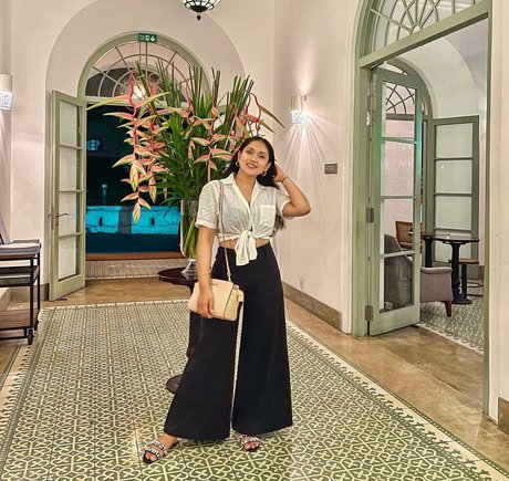 Nimesha Jayarathne nude star pictures