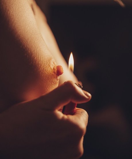 ex0ticred best model photo