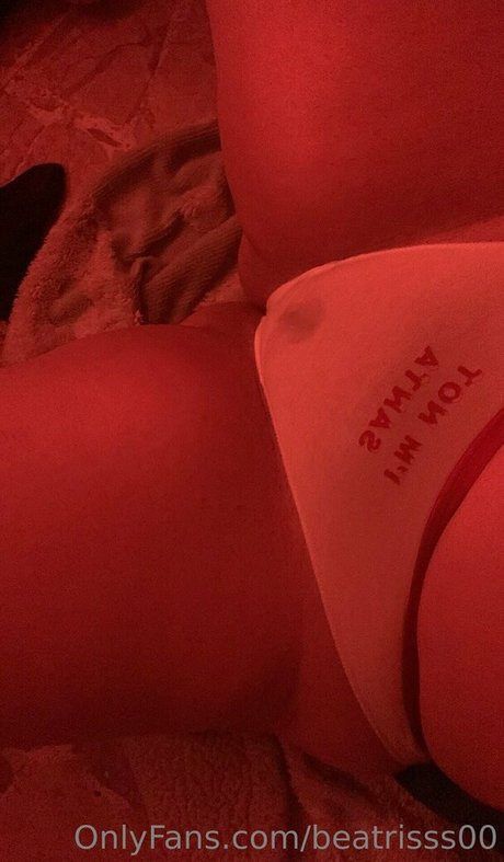beatrisss00 pornstar galleries
