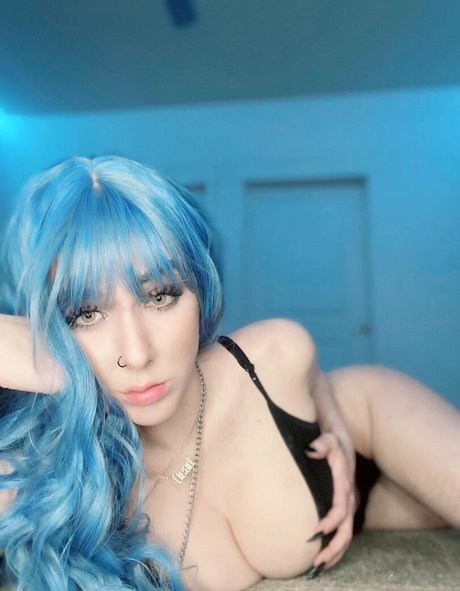 ItsRavenRoses perfect model gallery