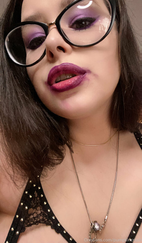 pumpkincrush nude model picture