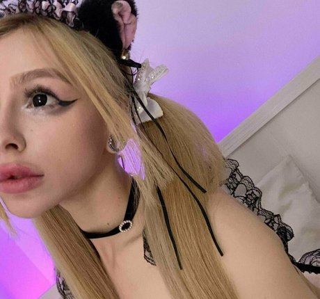 henntaiii queen model nudes picture