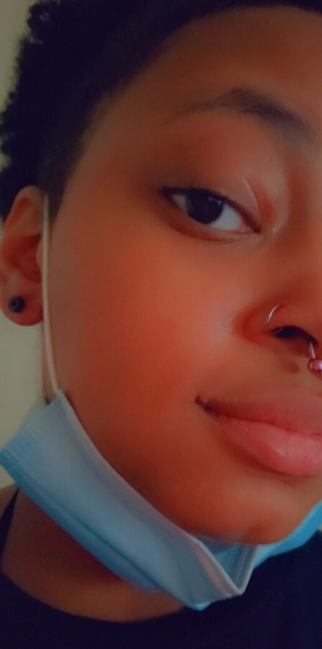 chesshy luv model free pictures