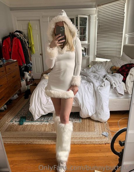 BunnyButtStuff exclusive star photos