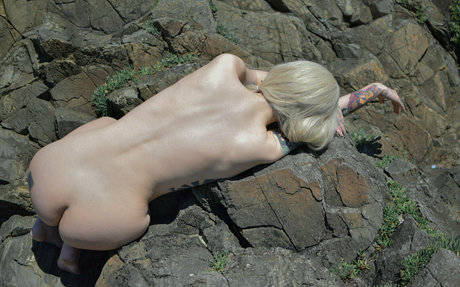 blonde petite onlyfans hot nude picture