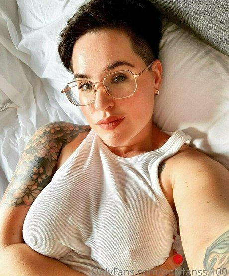 onlyfanss 100 art model pictures