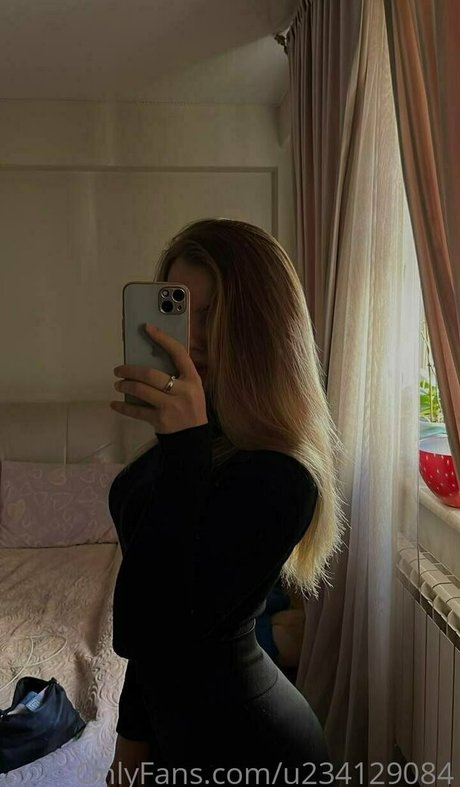 flora belll exclusive star pics