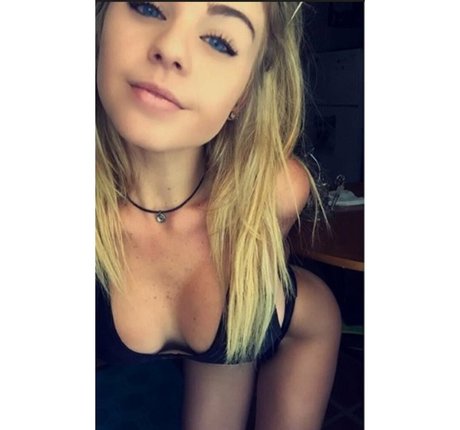 shannonc942 sexy actress img