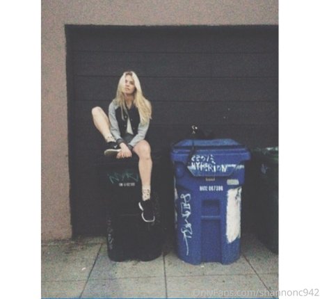 shannonc942 star exclusive image