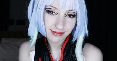 elliehaze naked pornstar pic