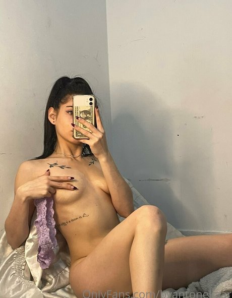 byantonellaar model exclusive pictures