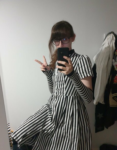 Beccasaur64 hd pornstar image