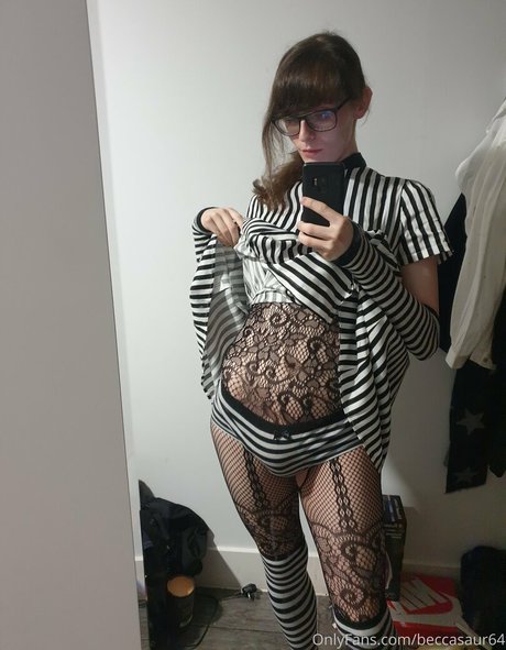 Beccasaur64 pornographic model image