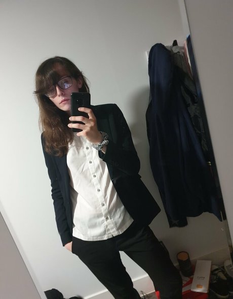 Beccasaur64 xxx actress photo