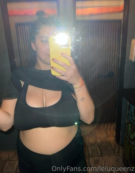leluqueenz pornstar top pics