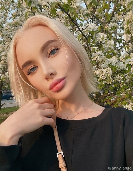 Anny angel exclusive pornstar pics