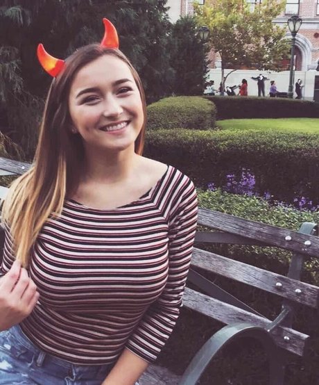 Tyler Whitaker pornstar best photos