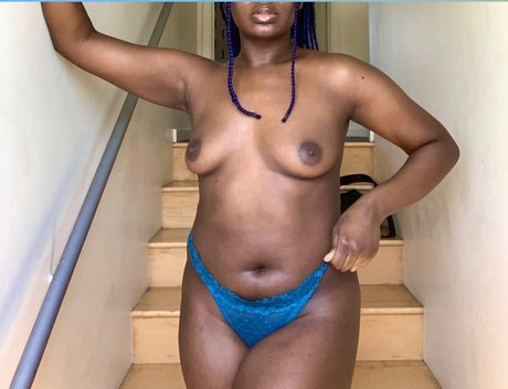 nillalena model archive