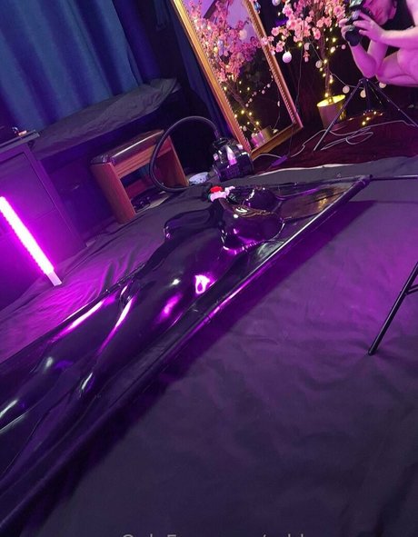 rubbersorcerer best model pics