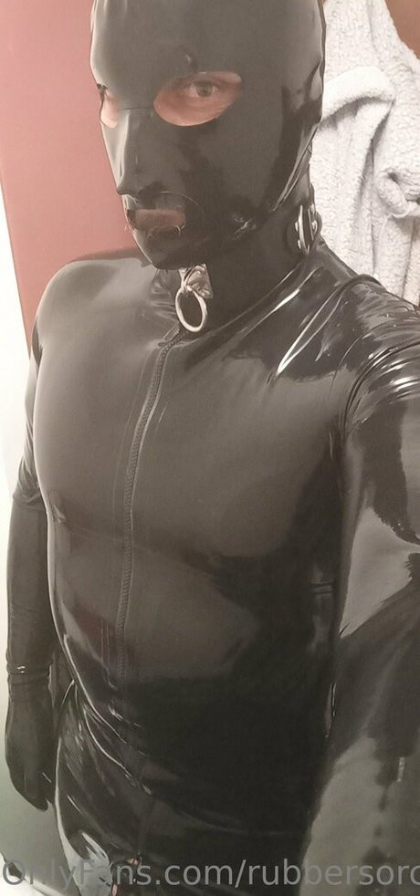 rubbersorcerer model naked photo