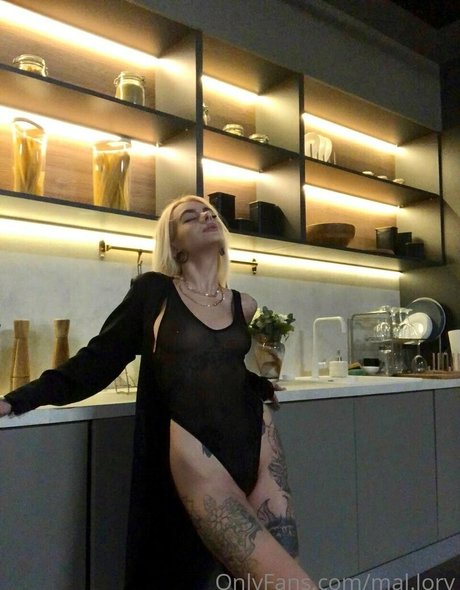 mal lory model art archive