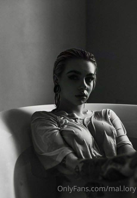 mal lory hot pornstar galleries
