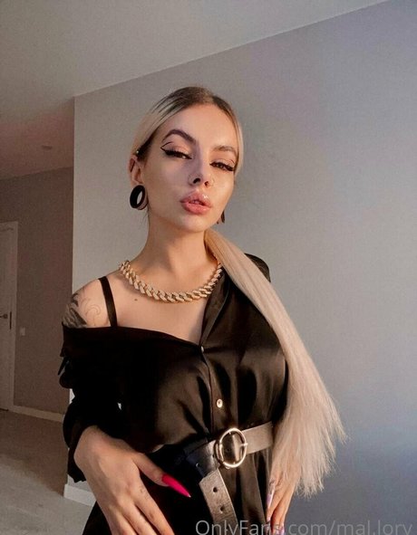 mal lory star pornographic pictures