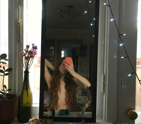 maya red haired model naked images