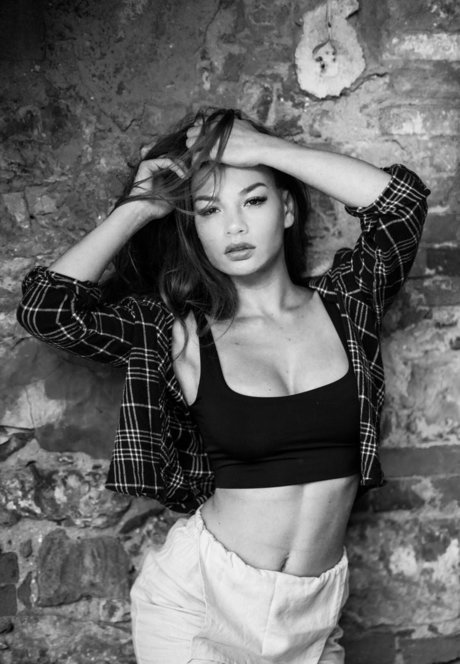 Nici Dee star hd pic