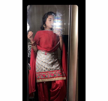 Sukh Bains model hd images