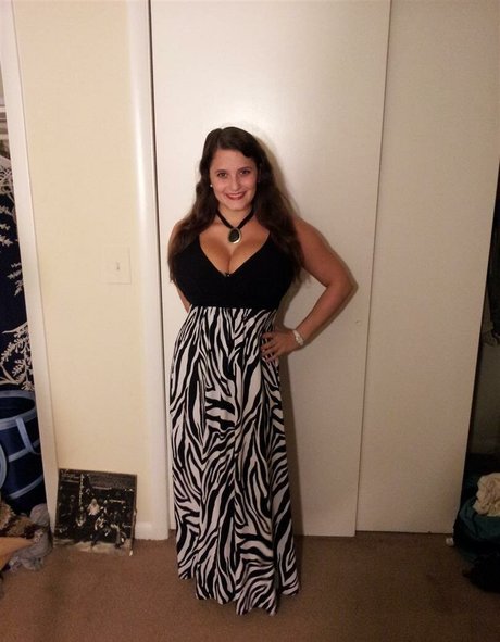 Avery Harwood perfect model archive