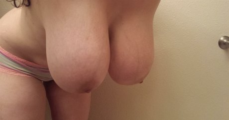 Avery Harwood best pornstar img