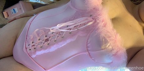 xoxbuttonsbabee pornstar beautiful gallery