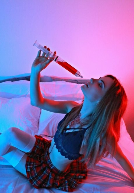 ninaluck model sexy img