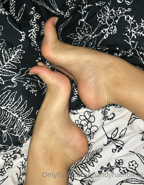 mandyhathoway pornstar photo