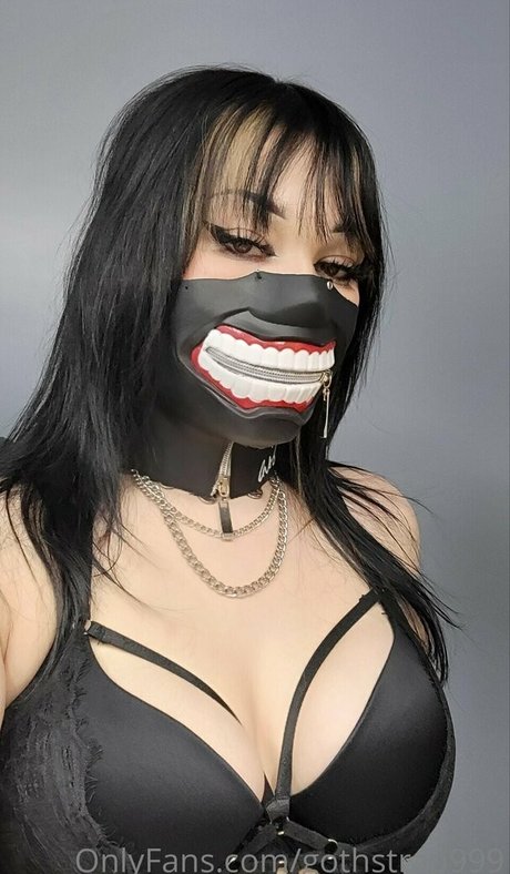 gothstrap999 xxx actress photos