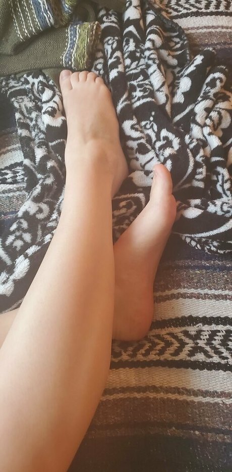 Marissasmiless95 pornstar free photo