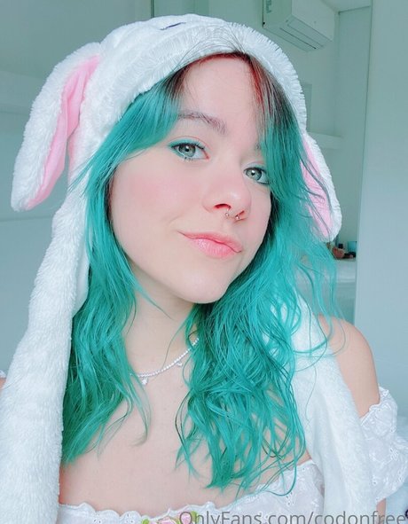 codonfree nude pornstar img