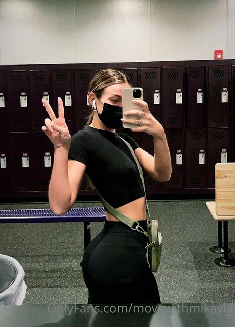 movewithmikayla nudes star pics
