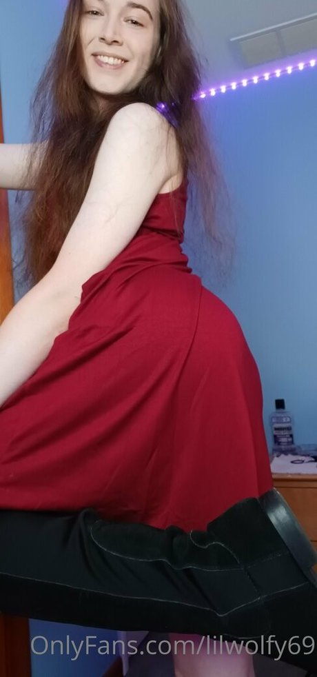 lilwolfy69 top pornstar images