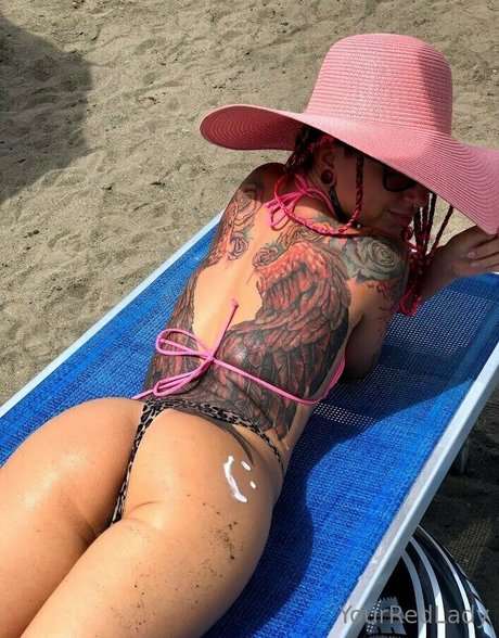 yourredlady naked model img