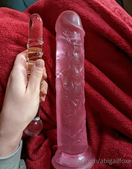 abigailfoxe model naked image