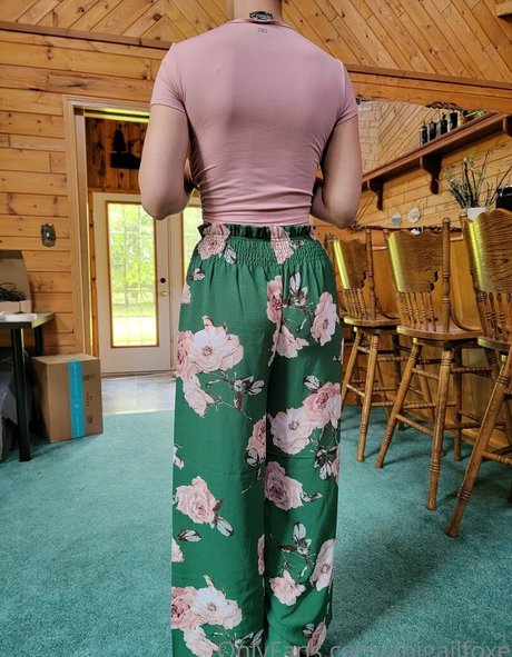 abigailfoxe pornstar beautiful pics